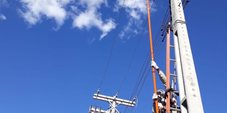 Energisa abre vagas para eletricista em Miracema, Pedro Afonso e Tocantínia