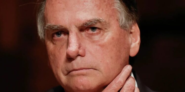 Entenda o que significa ser indiciado pela PF, como aconteceu com Bolsonaro