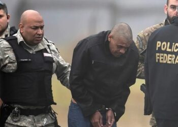 Agentes da PF escoltam Adélio Bispo de Oliveira em Juiz de Fora
8/9/2018 REUTERS/Ricardo Moraes