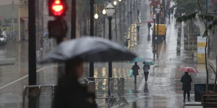 SP deve registrar menor máxima nesta terça (9); veja a previsão em todo o país