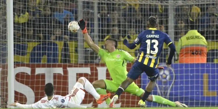 Inter perde para o Rosario Central pelos playoffs da Copa Sul-Americana