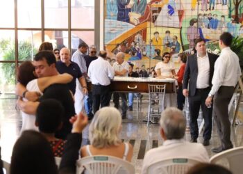 Velório de Totó Cavalcante no Palário Araguaia, em Palmas — Foto: Djavan Barbosa/Jornal do Tocantins