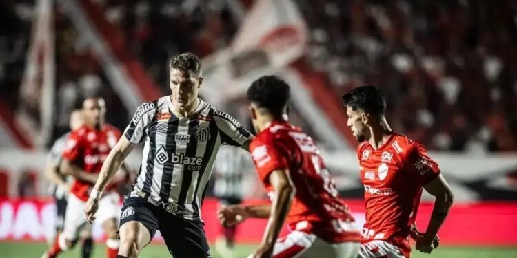 Santos empata com Vila Nova e mantém liderança da Série B do Brasileiro