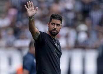 António Oliveira não é mais técnico do Corinthians Rodrigo Coca/Agência Corinthians