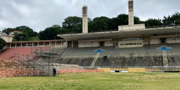 Obra do Pacaembu acumula atrasos e não cumpre prazo de entrega
Foto: Matheus Meirelles/CNN Brasil