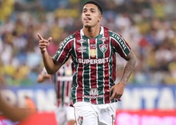 Kauã Elias celebra o gol da vitória do Fluminense na Arena Pantanal Brasileirão Betano/Twitter