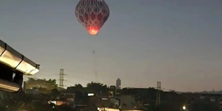 Balão cai na região de Aricanduva, na zona leste de São Paulo
Diário do transporte