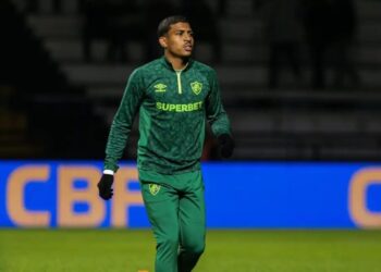 John Kennedy em jogo do Fluminense Foto: MARCELO GONÇALVES / FLUMINENSE FC