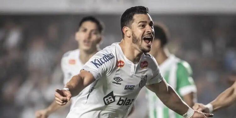 Santos tem grande atuação, goleia Coritiba e mantém liderança da Série B