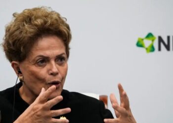 Ela destacou que as altas taxas de juros cobradas de países em desenvolvimento são maiores do que nos países desenvolvidos
30/05/2023 REUTERS/Aly Song