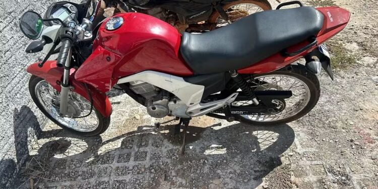 Homem é suspeito registrar falso furto de moto que ele mesmo vendeu e depois enganar novo proprietário, diz delegado