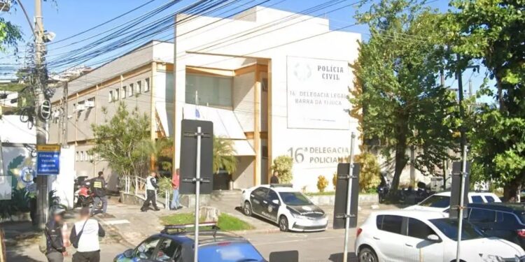 Mulher é presa por planejar morte de vizinha no Rio de Janeiro