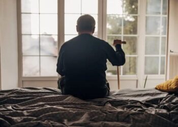 Estudo mostra que ferramenta simples pode ajudar a prever o risco de uma pessoa desenvolver demência e depressão na velhice
Nes/GettyImages