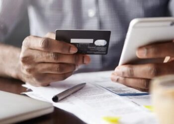 Número de inadimplentes cai pelo segundo mês seguido em junho, aponta Serasa
wayhomestudio/Freepik