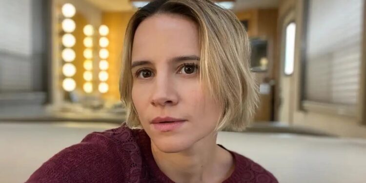 Quem é Bianca Comparato, atriz brasileira que está em “Grey’s Anatomy”