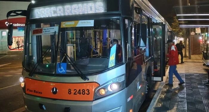 Greve de ônibus em São Paulo é suspensa