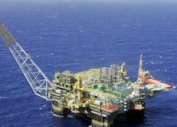 Com novas plataformas, produção de petróleo da Petrobras cresce 2,6% no 2º tri
undefined