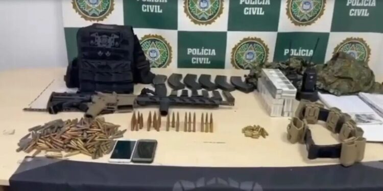 Polícia prende suspeito de ser contador de milícia no Rio de Janeiro