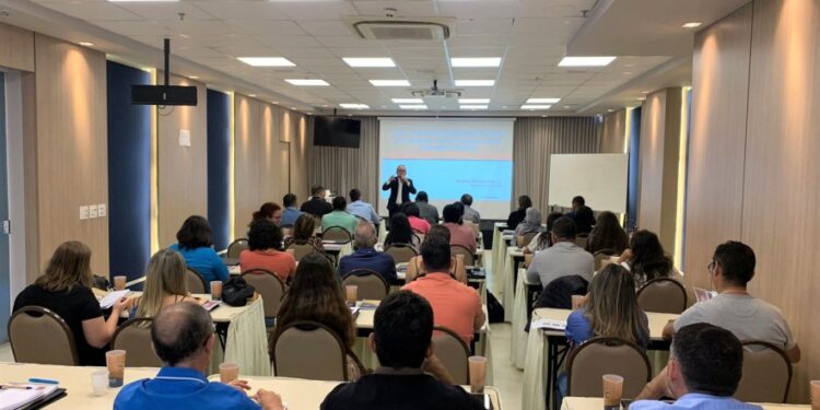 Escola de Governo prorroga prazo para realização dos cursos de Inglês e Excel básico