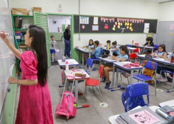 Lei prorroga atual Plano Nacional de Educação até 31 de dezembro de 2025