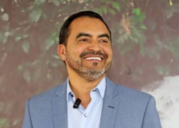 Por unanimidade, TRE-TO julga improcedente ação de Irajá contra Wanderlei; “Vamos continuar trabalhando até o fim do nosso mandato”, avisa governador