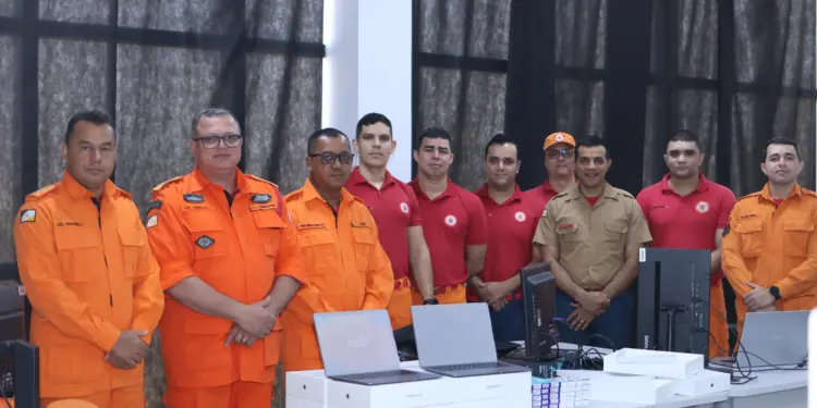 CBMTO segue com estruturação e entrega computadores para Assessoria de Telecomunicação e Informática