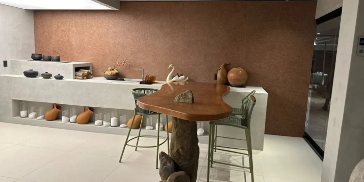 Região de Serras e Lago é destaque no estande do Sebrae na CasaCor 2024