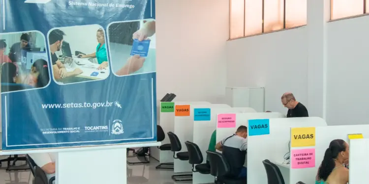 Sine Tocantins disponibiliza 985 vagas de emprego nas 12 unidades estaduais, nesta quarta, e promove seleção na quinta-feira, 8, em Palmas