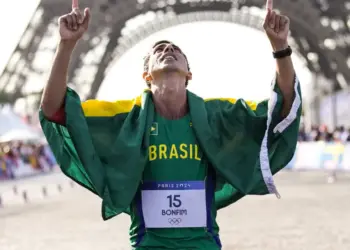 Lula diz tratar empresários com respeito e afirma que é só “síndico” do país