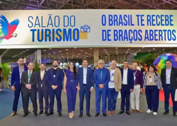 Governador Wanderlei Barbosa prestigia a abertura oficial da 8ª Edição do Salão Nacional do Turismo no Rio de Janeiro, promovendo o Tocantins como destino turístico