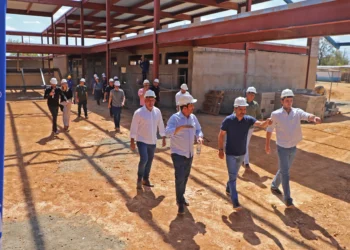 Governador Wanderlei Barbosa e equipe acompanham o progresso das obras do Câmpus Dianópolis