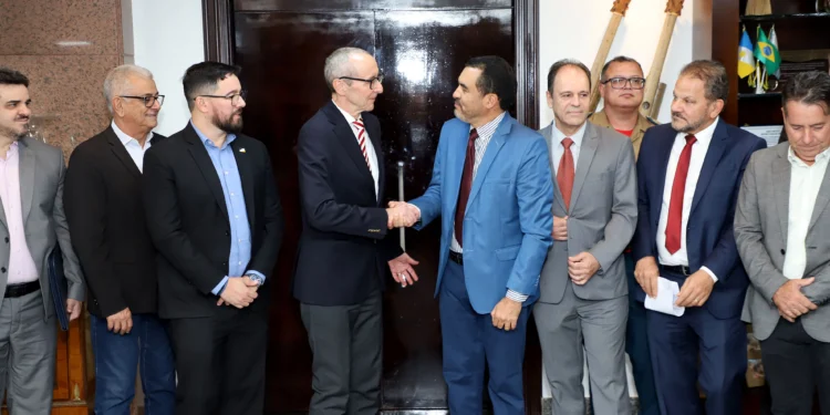 Governador Wanderlei Barbosa recebe embaixador da Áustria e sinaliza possibilidade de intercâmbio para formação de mão de obra
