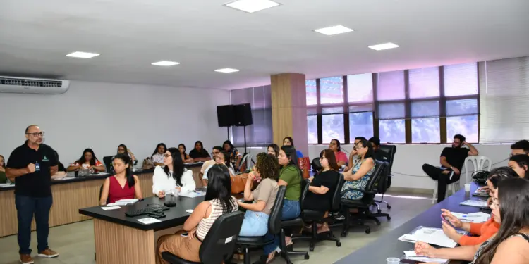 Saúde Prisional debate Manejo clínico da tuberculose