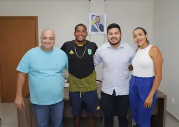 Visita do atleta Jacky Goldmann na Secretaria dos Esportes e Juventude, teve como objetivos, discutir o panorama da canoagem no Estado e estreitar os laços entre o Governo Estadual com um dos principais nomes do Brasil na modalidade.