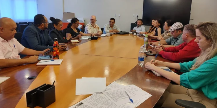 Seminário de Educação em Direitos Humanos reúne educadores para discutir diversas formas de violência  