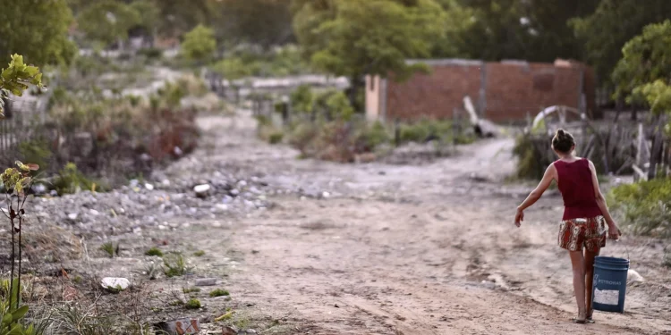 No Setor Sul, moradores clamam por dignidade meio ao descaso; Jorge Frederico faz compromisso de reduzir desigualdades