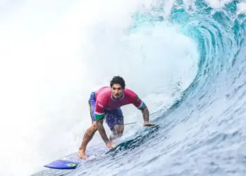 Gabriel Medina pode ganhar medalha histórica nesta segunda-feira William Lucas/COB