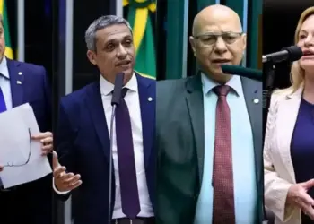 Deputados Daniel Agrobom, Gustavo Gayer, Professor Alcides (todos do PL-GO) e Magda Mofatto (ex-PL, atual PRD-GO) Reprodução