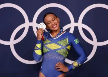 Rebeca Andrade conquistou medalha de prata no individual geral na Olimpíada de Tóquio Crédito: Jamie Squire/Getty Images