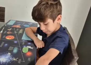 Com apenas sete anos, Arthur Ruiz foi o primeiro a observar asteroide na órbita de Marte. Crédito: Arquivo pessoal