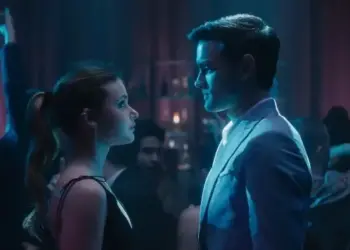 Nicole Wallace e Gabriel Guevara em "Sua Culpa" Reprodução/@AmazonPrimeVideo