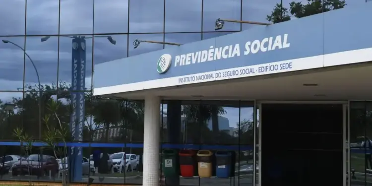 Governo fará acordos com 170 mil segurados do INSS para pagar benefícios