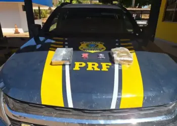 Passageira de ônibus é presa ao ser flagrada com maconha, cocaína e ecstasy durante viagem