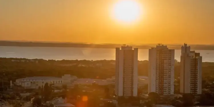 Palmas registra quase 40 graus no final de semana — Foto: Regiane Rocha/ Secom Palmas
