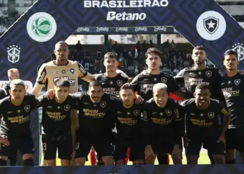 Líder na tabela do Brasileiro, Botafogo tropeçou para o Juventude na última rodada Vitor Silva/Botafogo