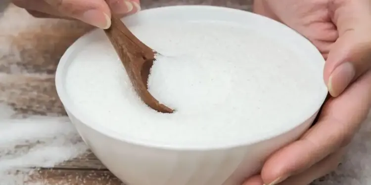 Tipo de adoçante comum aumenta risco de doenças cardiovasculares, diz estudo