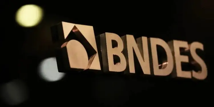 Lucro recorrente do BNDES salta 94,3% no 1º semestre a R$ 7,2 bilhões