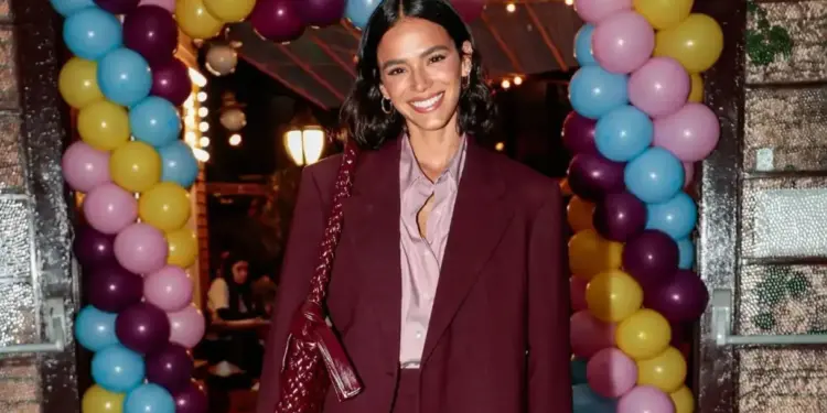 Marquezine faz festa beneficente com tema inspirado em álbum de Taylor Swift