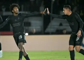 Talles Magno e Giovane marcaram os gols do Timão na vitória contra o Red Bull Bragantino Reprodução/X/@SudamericanaBR