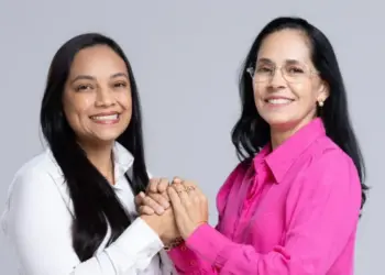 Candidaturas de Camila Fernandes e professora Vânia Passos são registradas na Justiça Eleitoral